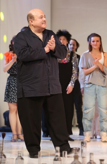 Moscow's "Et Cetera" Theater celebrates 20th anniversary