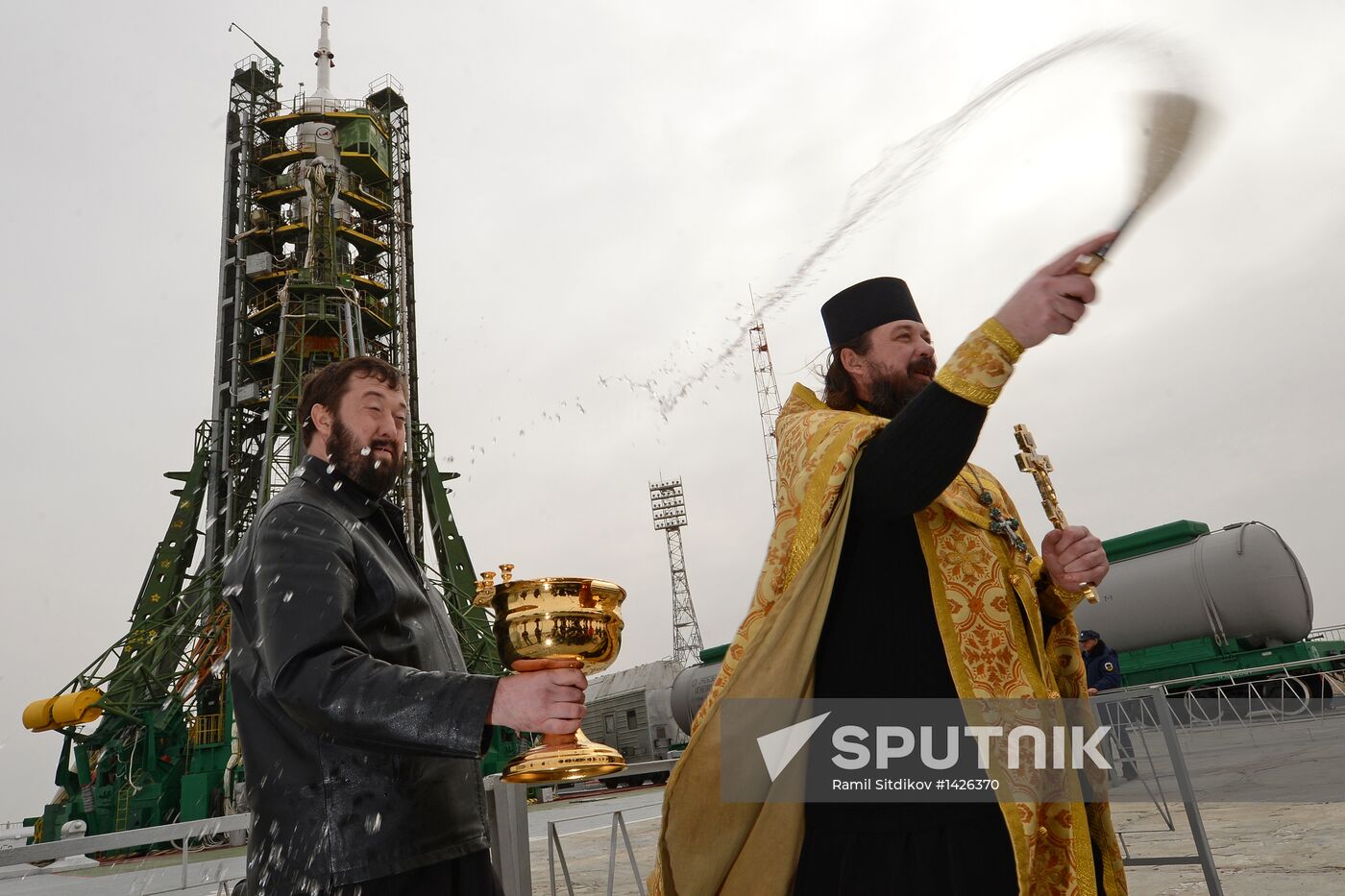 Blessing ritual performed for Soyuz TMA-08M spacecraft