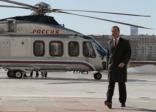 Dmitry Medvedev attends opening of United Russia University