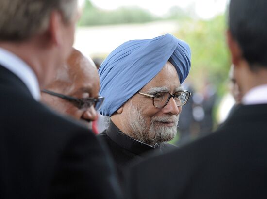 Vladimir Putin attends BRICS summit