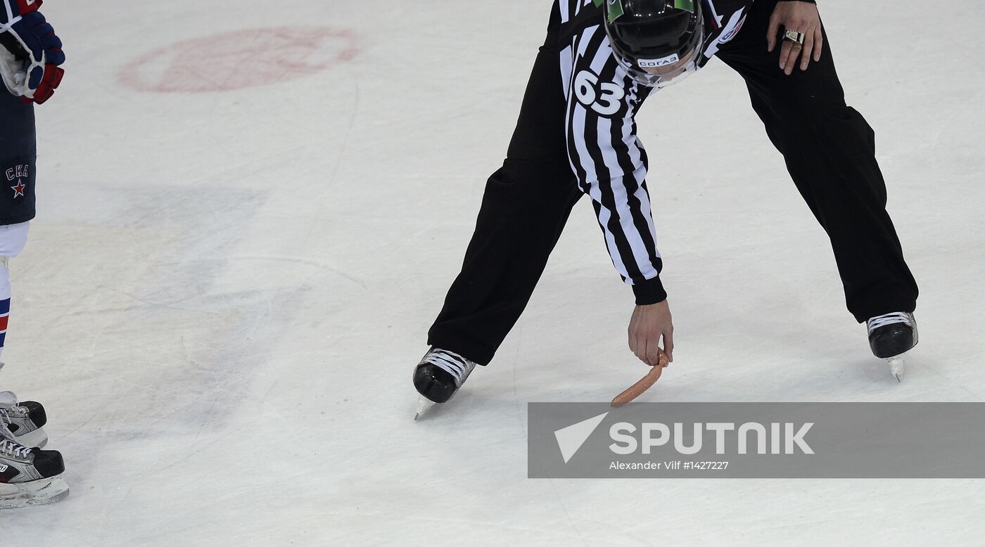 Kontinental Hockey League. Dynamo Moscow vs. SKA St. Petersburg
