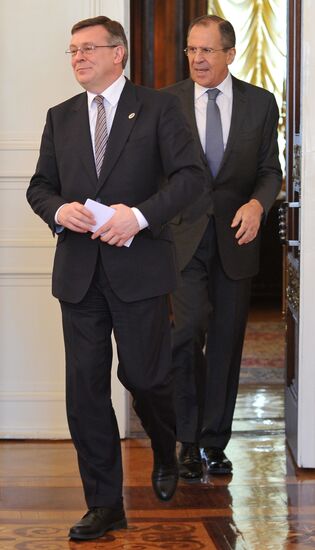 Meeting of Russian and Ukrainian foreign ministers