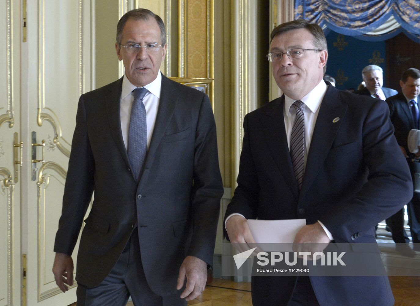 Meeting of Russian and Ukrainian foreign ministers