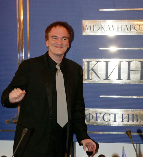 Quentin Tarantino during news conference in Moscow