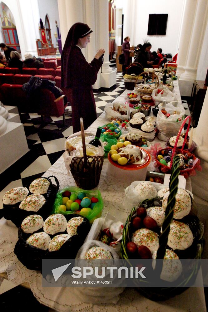 Celebrating Catholic Easter in Novosibirsk
