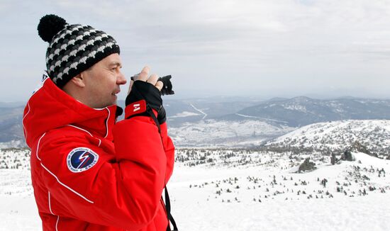Dmitry Medvedev visits Sheregesh ski resort