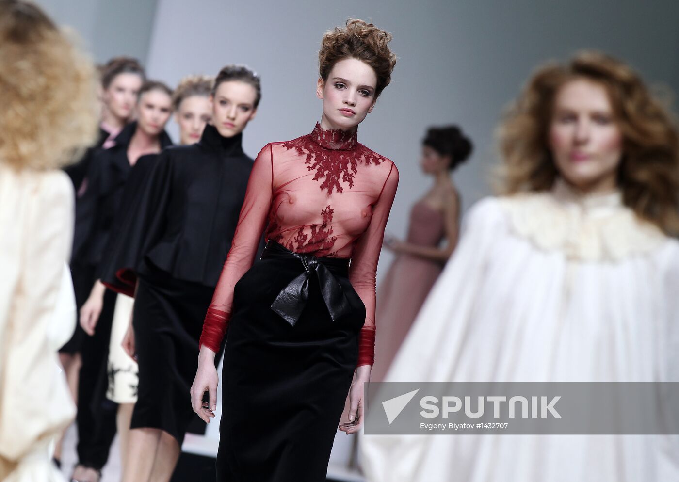Fashion Week at Gostiny Dvor. Day six