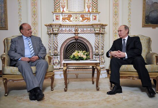 Putin meets with Yemen's President Abd Rabbuh Mansur Hadi