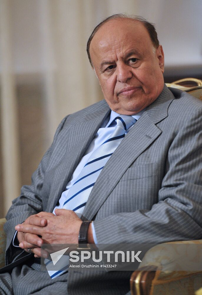 Putin meets with Yemen's President Abd Rabbuh Mansur Hadi