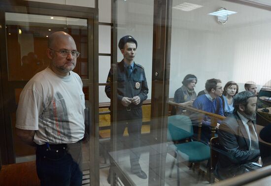Court reviews case of Bolotnaya suspects