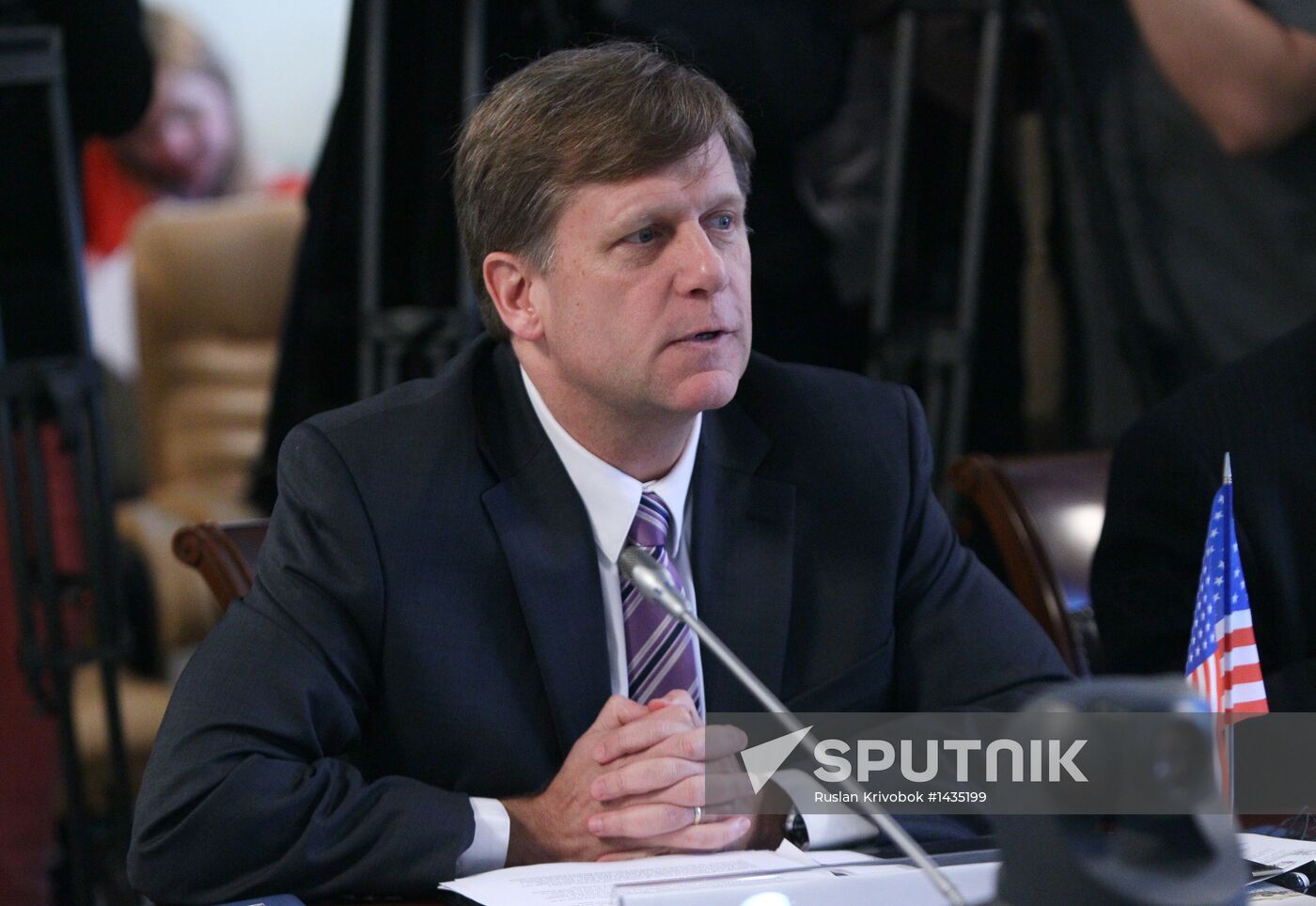 Round table with US Ambassador Michael McFaul