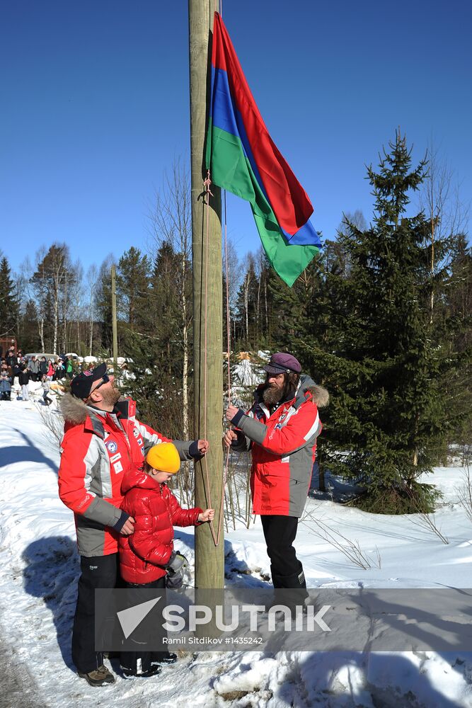 Fyodor Konyukhov heads out on dogsled expedition