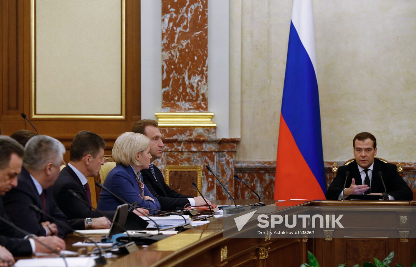 Dmitry Medvedev chairs Russian Government meeting