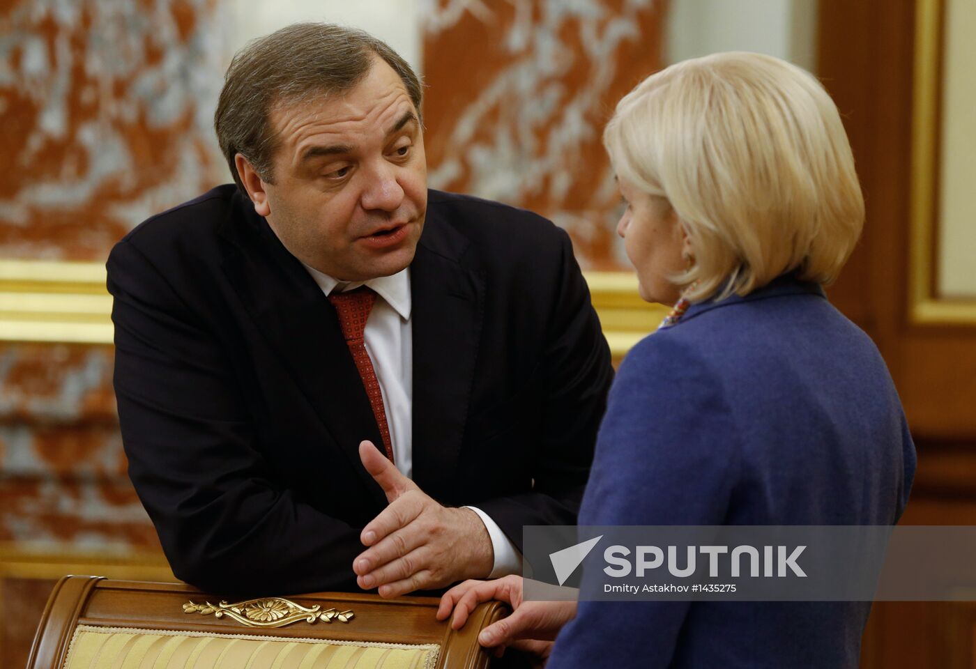 Dmitry Medvedev chairs Russian Government meeting