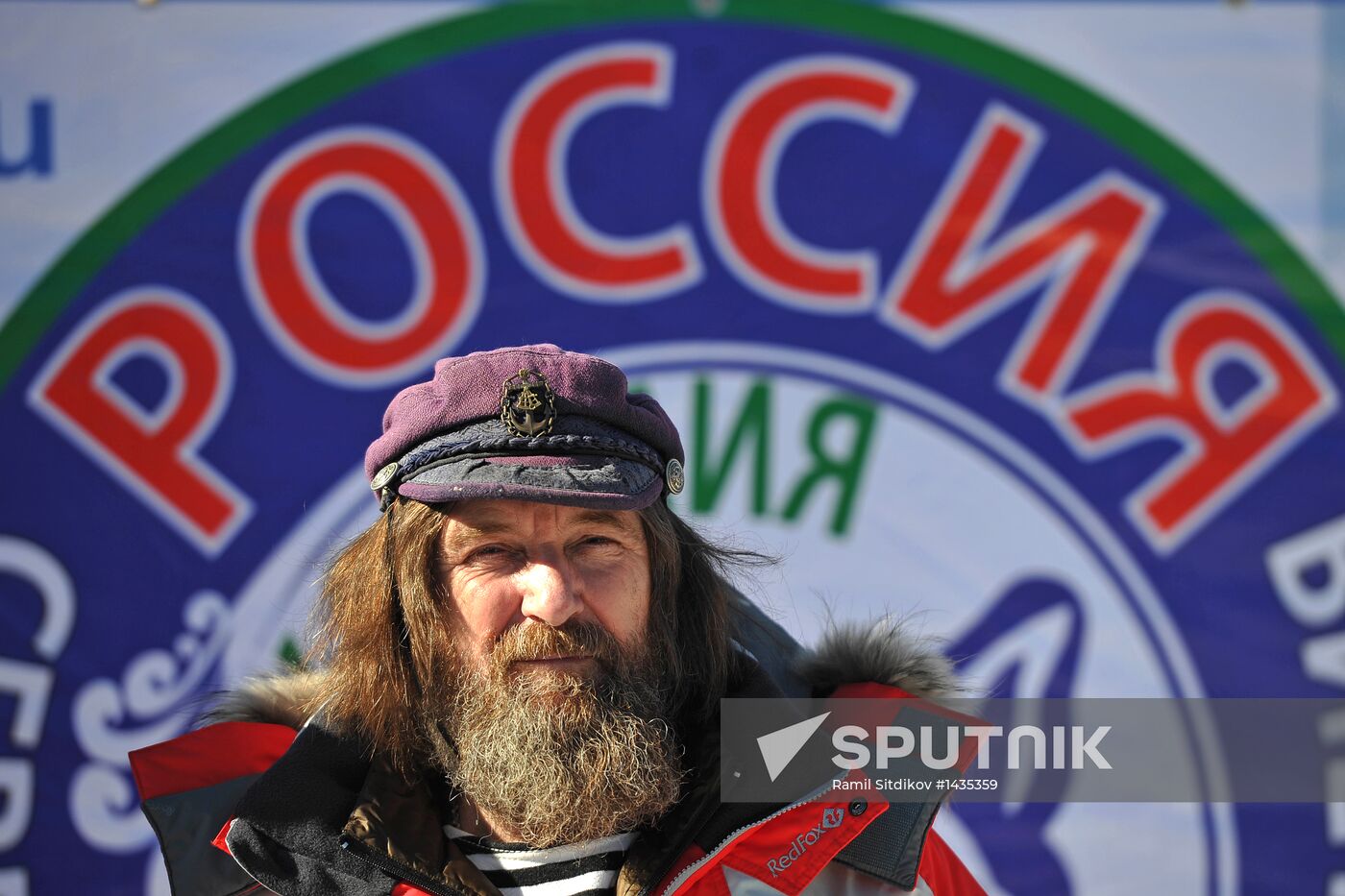 Fyodor Konyukhov heads out on dogsled expedition
