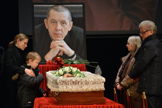 Funeral service for Valery Zolotukhin in Altai Region