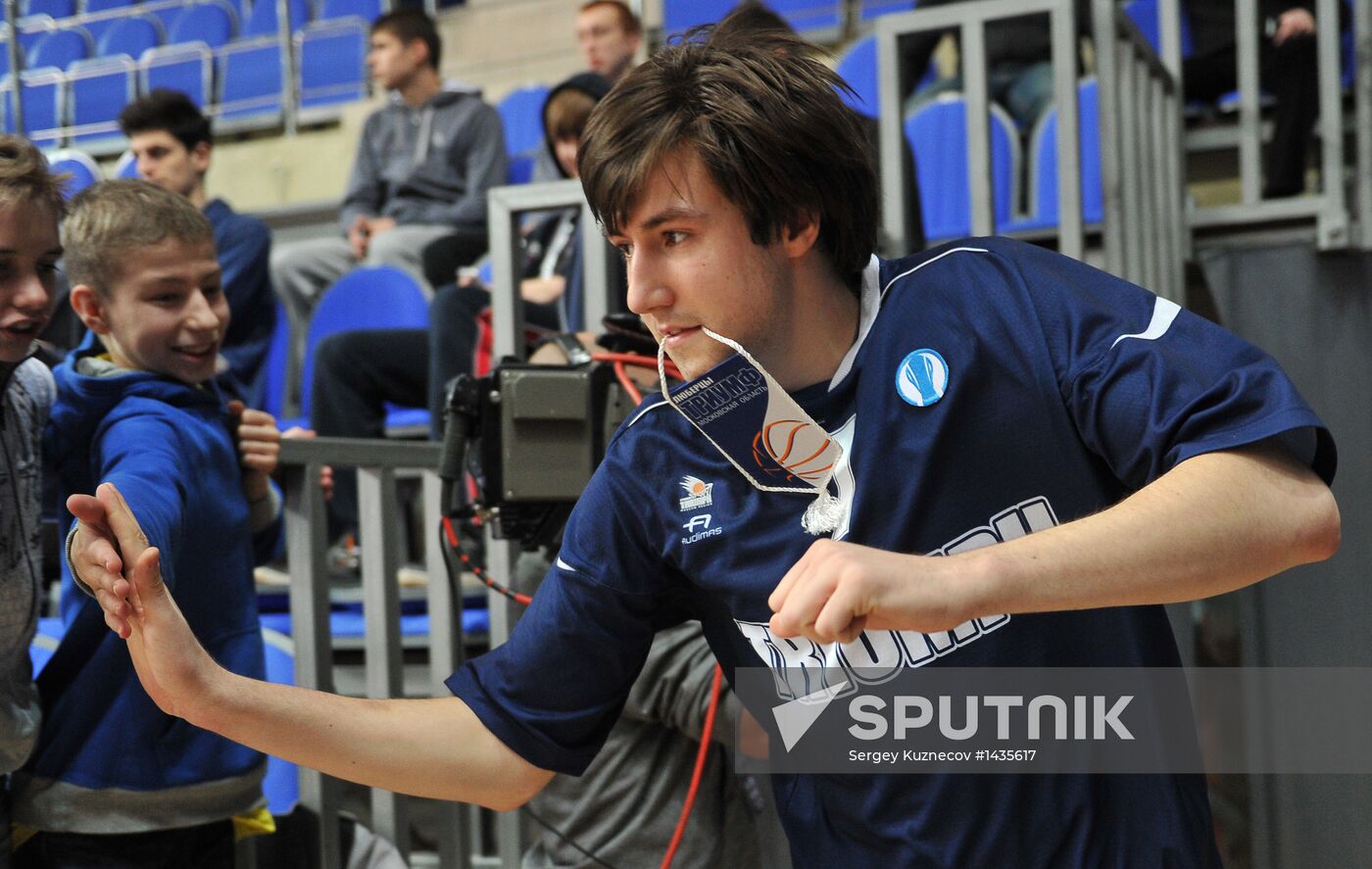 Basketball player Karasev decides to participate in NBA draft
