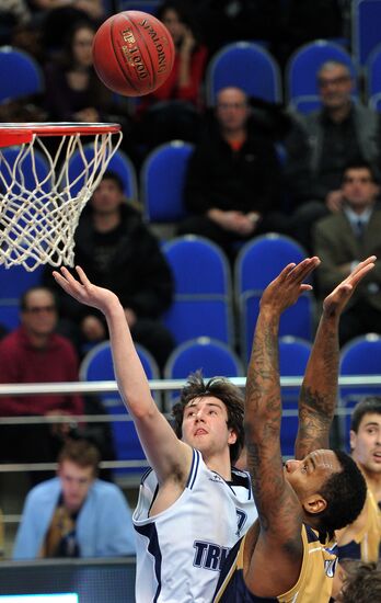 Basketball player Karasev decides to participate in NBA draft