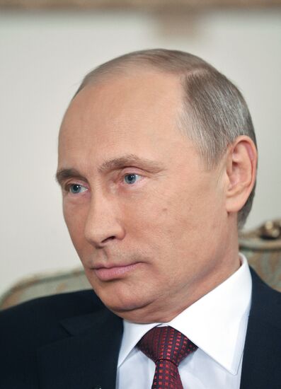 Vladimir Putin gives interview to German broadcaster ARD