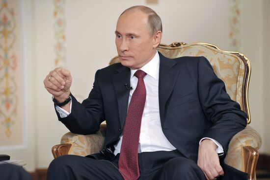 Vladimir Putin gives interview to German broadcaster ARD