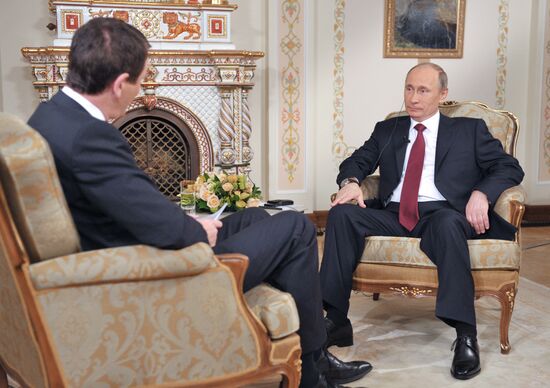 Vladimir Putin gives interview to German broadcaster ARD