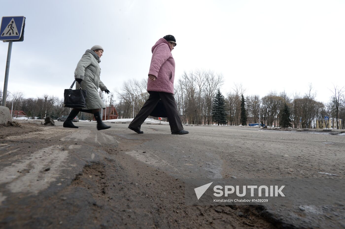 Broken roads in Veliky Novgorod