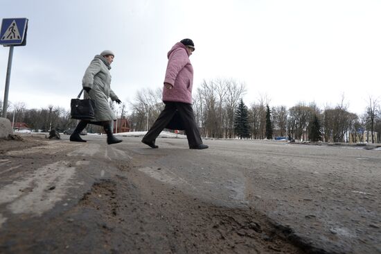 Broken roads in Veliky Novgorod