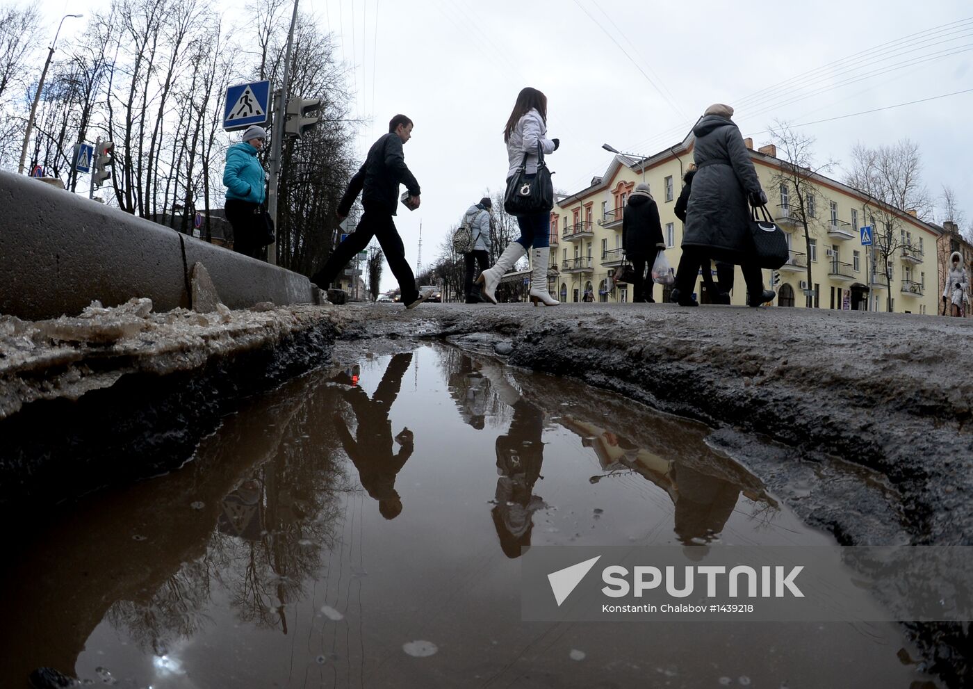 Broken roads in Veliky Novgorod