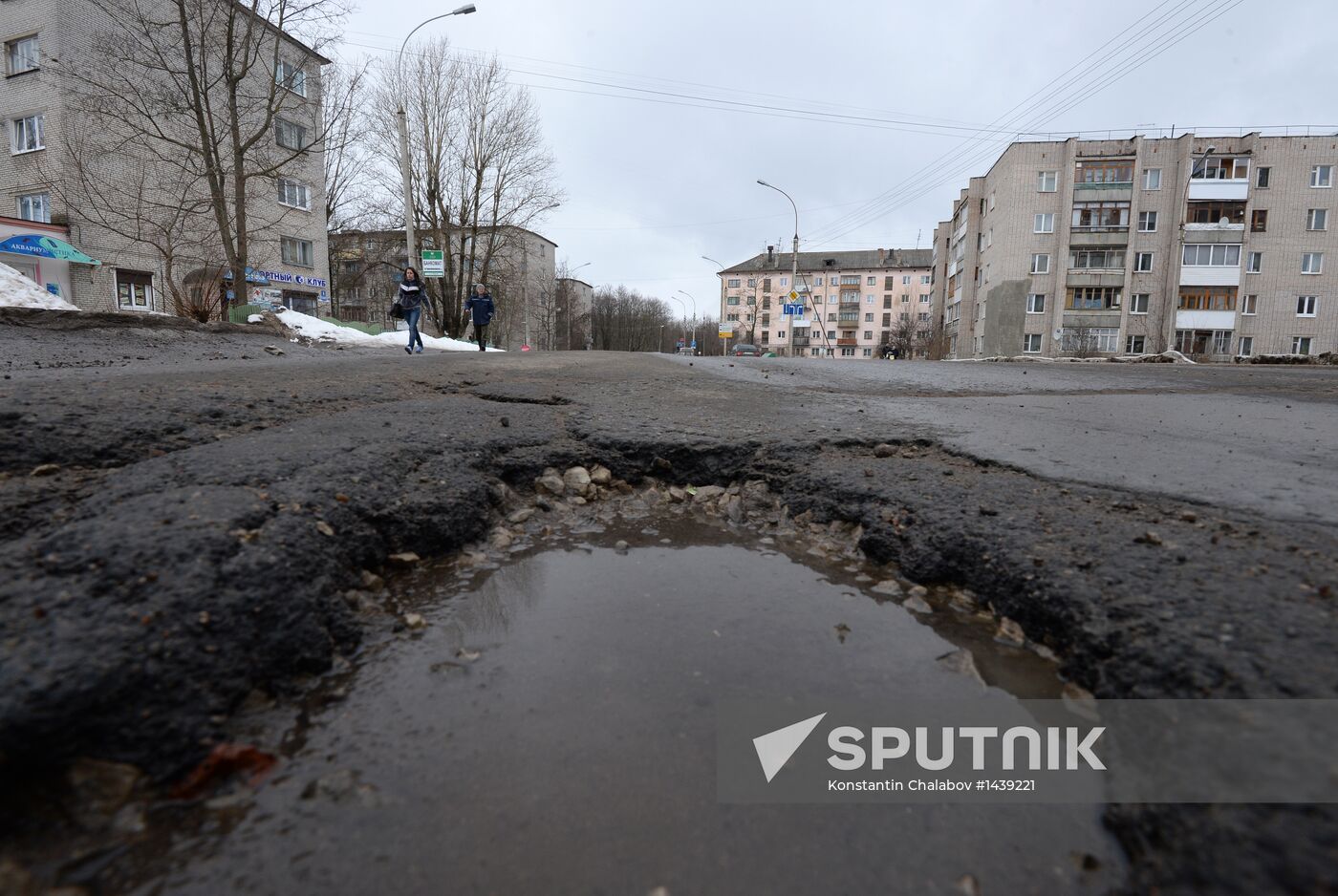 Broken roads in Veliky Novgorod