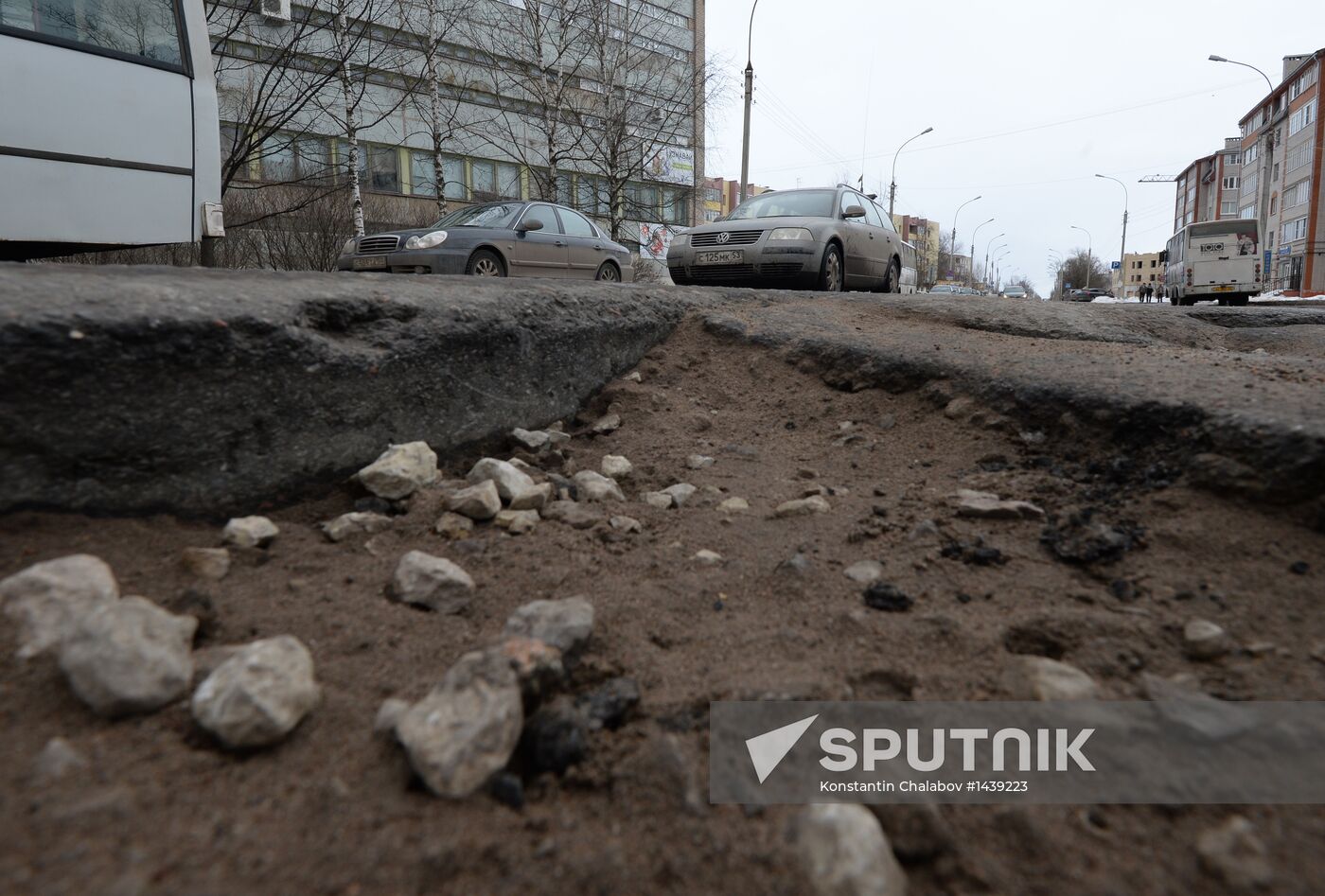 Broken roads in Veliky Novgorod