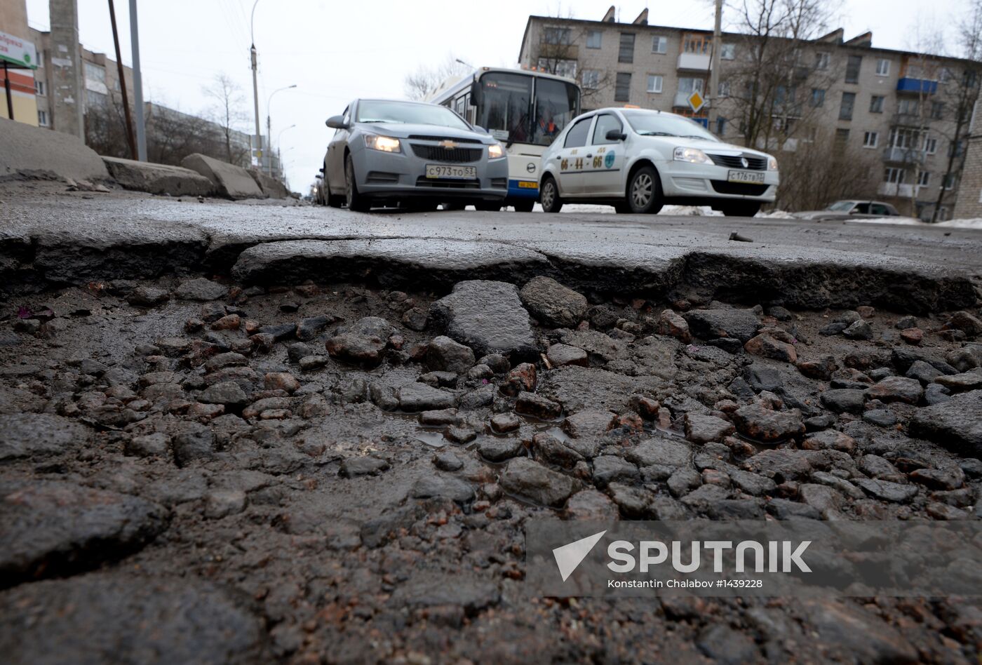 Broken roads in Veliky Novgorod