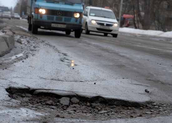 Broken roads in Veliky Novgorod