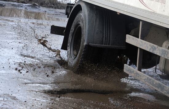 Broken roads in Veliky Novgorod