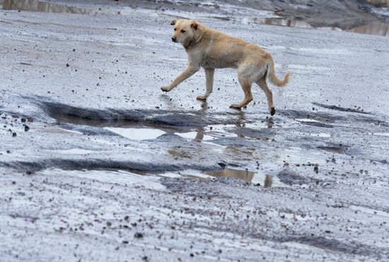 Broken roads in Veliky Novgorod