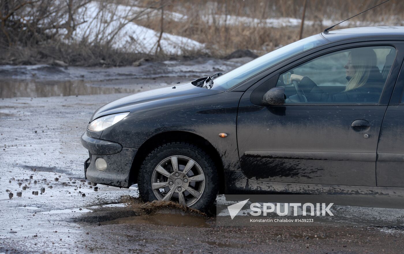 Broken roads in Veliky Novgorod