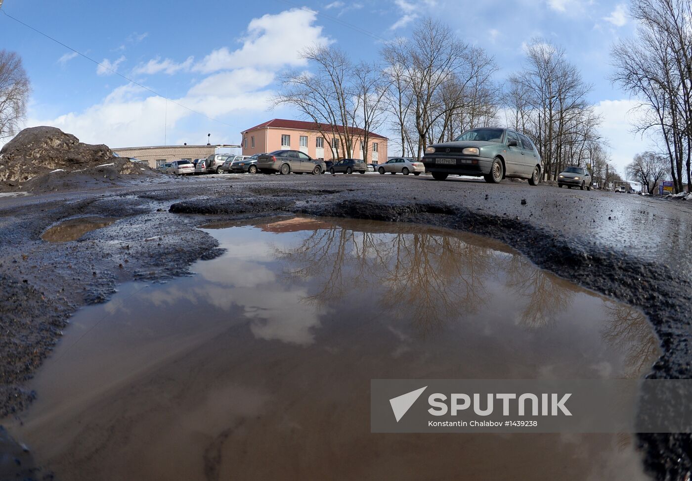 Broken roads in Veliky Novgorod