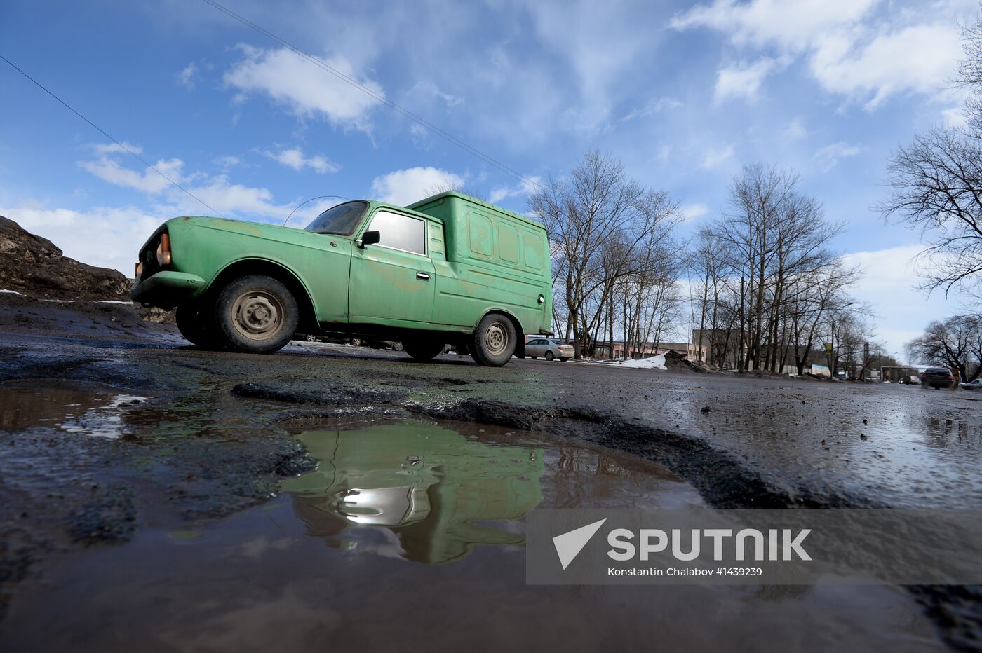 Broken roads in Veliky Novgorod