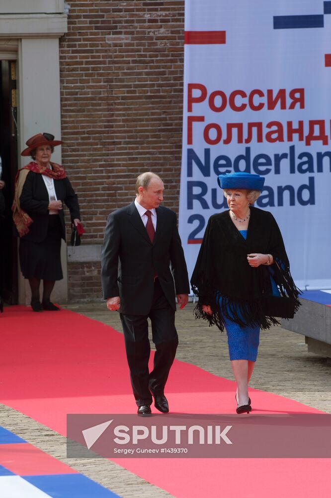 Vladimir Putin on official visit to Netherlands