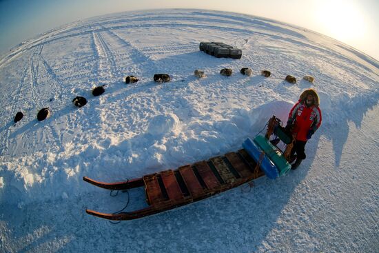 Fyodor Konyukhov’s Karelia-North Pole-Greenland expedition