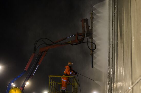 Cleaning Moscow Lefortovo tunnel
