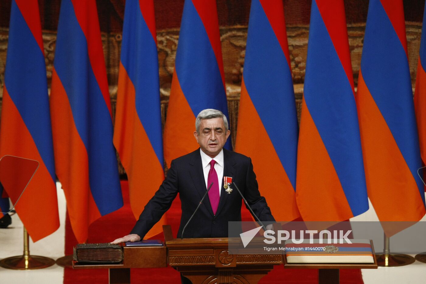 Serzh Sargsyan sworn in as President of Armenia