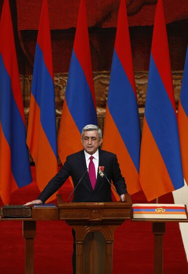 Serzh Sargsyan sworn in as President of Armenia
