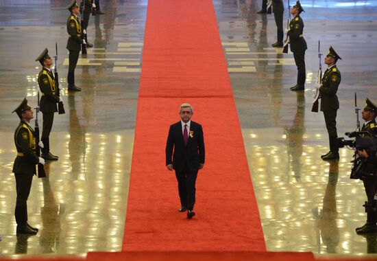 Serzh Sargsyan sworn in as President of Armenia