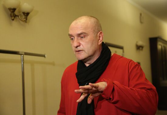 Rehearsal of Skywalkers at Lenkom theater