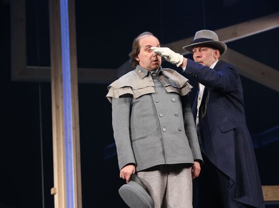 Rehearsal of Skywalkers at Lenkom theater