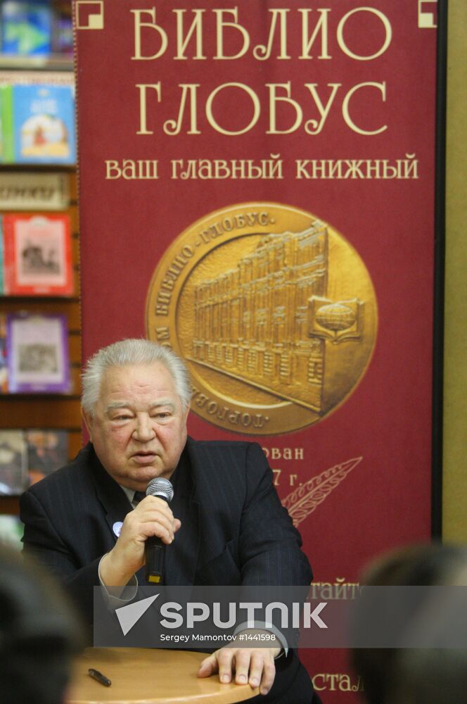 Book launch of cosmonaut Georgy Grechko