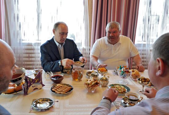 Vladimir Putin visits Siberian Federal District