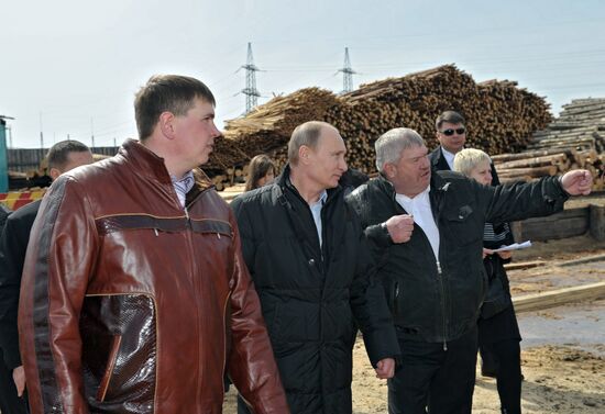 Vladimir Putin visits Siberian Federal District