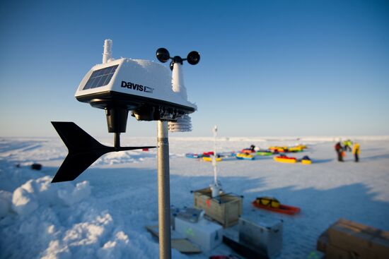 Scientific research at North Pole Barneo Station