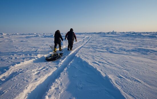 Scientific research at North Pole Barneo Station